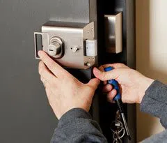 City Locksmith Store Simsbury, CT 860-261-9294 - 1-Locksmiths