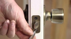 City Locksmith Store Simsbury, CT 860-261-9294 City Locksmith Store Simsbury, CT 860-261-9294